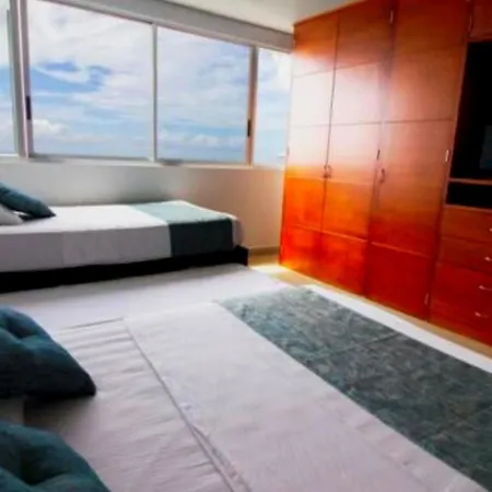 Apartamento Familiar Con Vista Al Mar En Bocagrande Cartagena-2