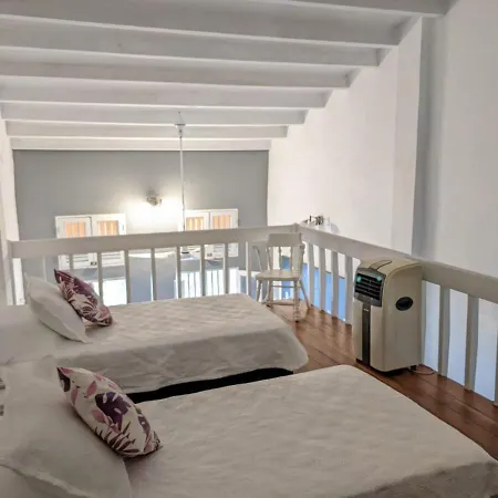 Lindo Y Comodo Apartamento Frente Al Mar En El Mejor Sitio Del Centro Historico De Cartagena-2
