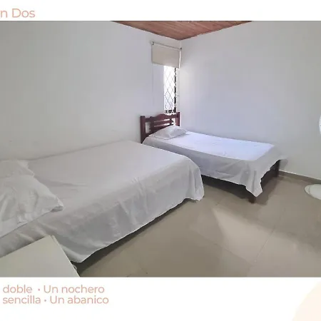 Apartamento De Dos Habitaciones Amoblado.-2