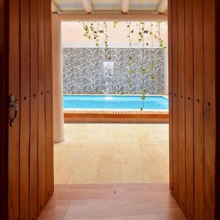 Ca-6 Habitacion En La Ciudad Amurallada De Cartagena Con Piscina Y Wifi-3