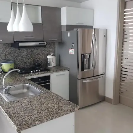 Apartamento Con Vista Al Mar En Palmetto - Laguito Cartagena-2