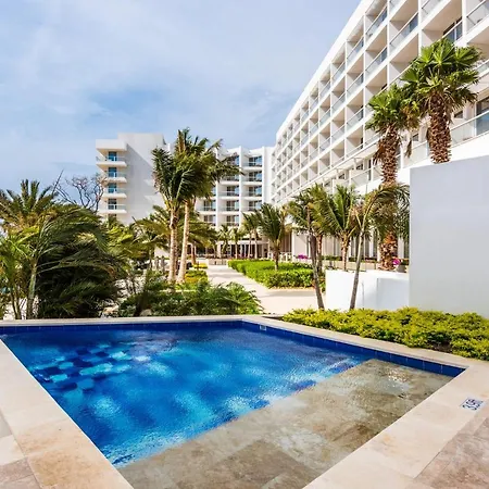 Dreams Karibana Cartagena Golf & Spa Resort-3