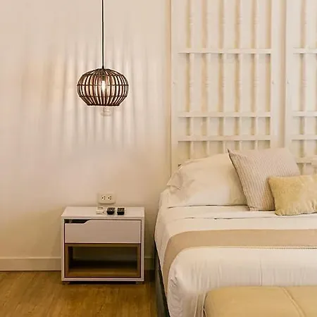 Beautiful 1Br Near Old City 110-2