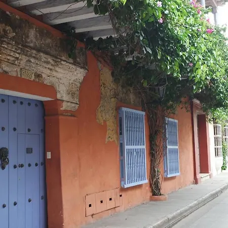 Authentic Colombian Apartment - #Belocal-2