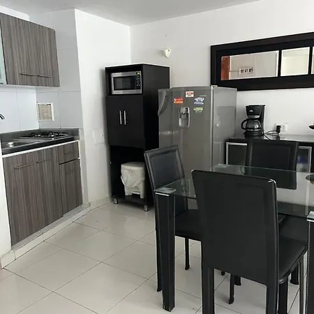 Apartamento Nuevo Conquistador - Sector El Laguito-2