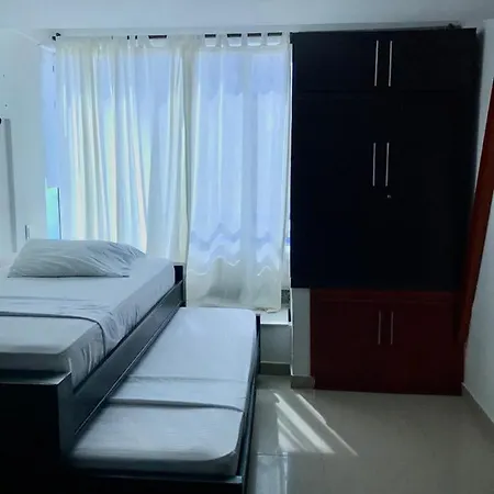 Apartaestudios En Edificio El Conquistador-3