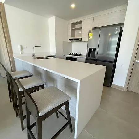 Apartamento Increible Frente A La Playa Morros Zoe-3