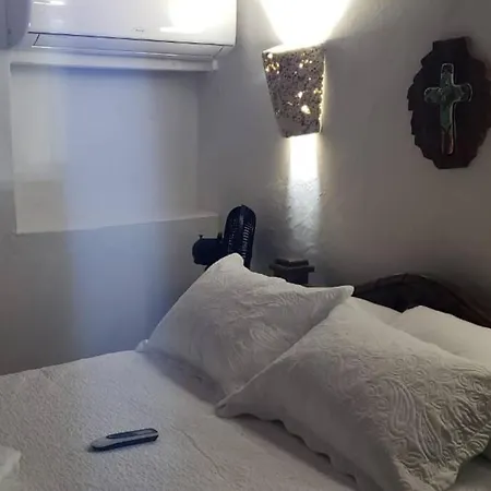Spacious Apartment With Balcony In Old Walled City Of Cartagena. La Encantada-2