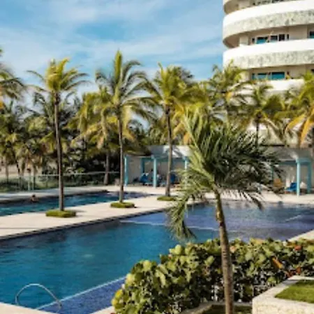 2M9-18 Apartamento De 2 Alcobas Frente Al Mar Con Piscina, Jacuzzi Gimnasio Aire Acondicionado Y Wifi-2
