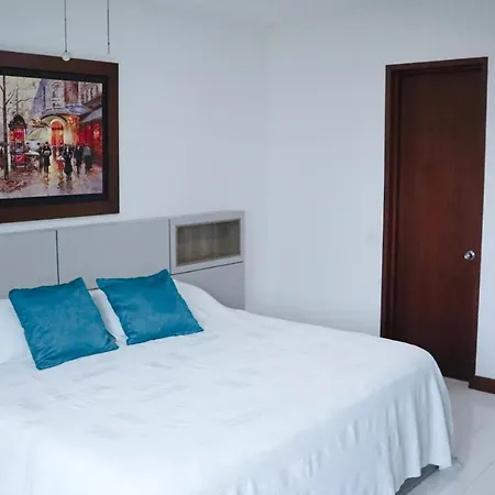 2M9-18 Apartamento De 2 Alcobas Frente Al Mar Con Piscina, Jacuzzi Gimnasio Aire Acondicionado Y Wifi-3