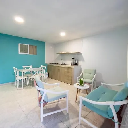 1Cb-5 Apartamento Con Balcon En El Centro Hstorico Con Aire Acondicionado Y Wifi-2