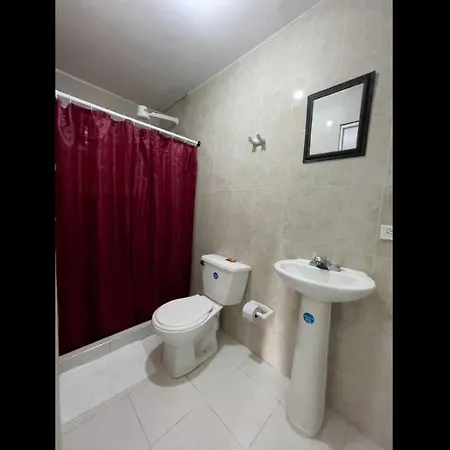 3Cb-2 3 Bedroom Apartment In Getsemani-3