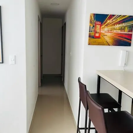 Lindo Apartamento A Metros De La Playa De Marbella-3