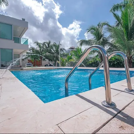 Hakuna Beach House-3