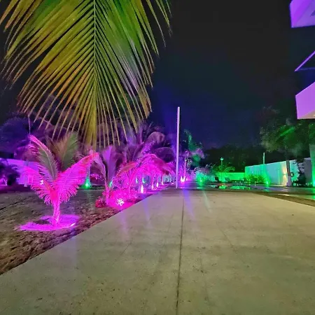 Hakuna Beach House-2