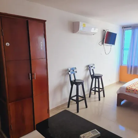 Aparta-Estudio, Piso 19, Con Vista Al Mar-3