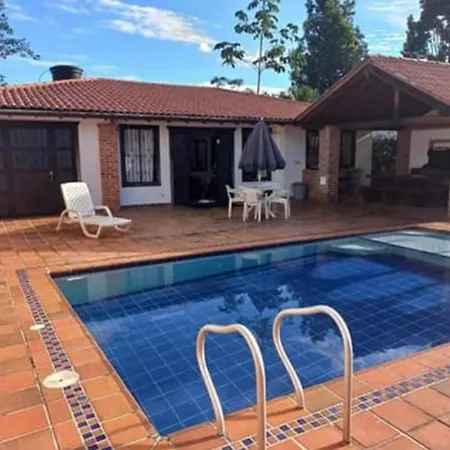Hermosa Casa Con Piscina-2