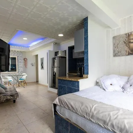 Apartasuites Con Vista Al Mar-3