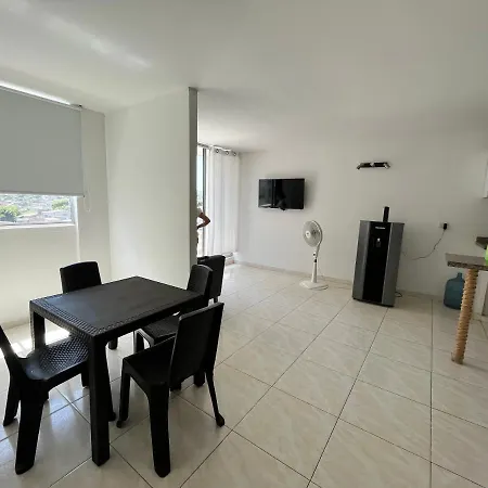 Acogedor Apartamento Turistico Con Ac Y Wifi-2