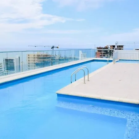 ¡Hermoso Apartamento, Aire Acondicionado, Y Playa!-2