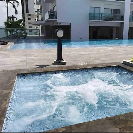 Apartamento Con Jacuzzi Y Piscina-3