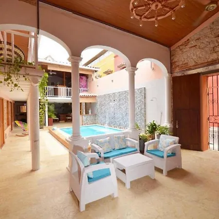 Ca-2 Habitacion En La Ciudad Amurallada De Cartagena Con Piscina Y Wifi-2