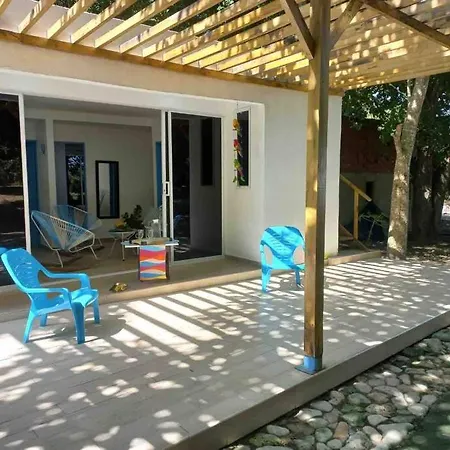 Linda Cabana En Isla Tierra Bomba Frente A Cartagena-2