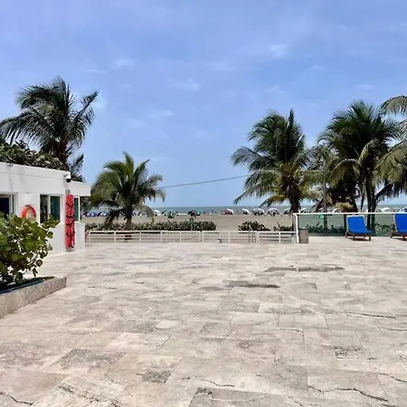 ¡Morros 922 frente a la playa!-2