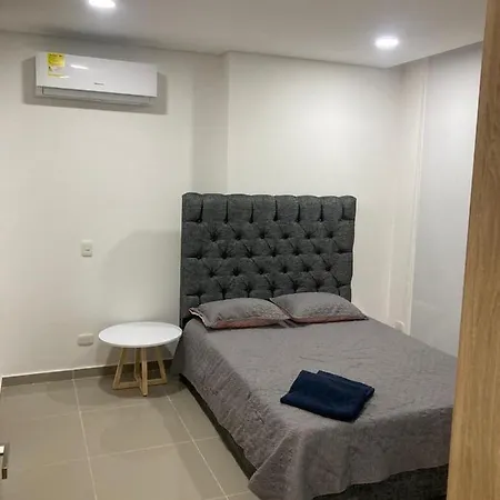 Marina Club Piso 8-2