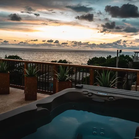Lujosa Villa Con Piscina Privada, Jacuzzi, Terraza, Bbq, Ac Muy Cerca De La Playa-3