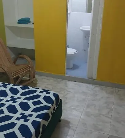 Habitacion Independiente Crespo-2