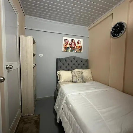 Hostal Casa Jardin Cartagena-3