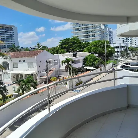 Condominio En La Playa De Crespo-2