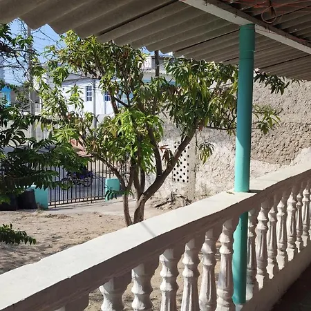 Hostal Villa Acuario-2