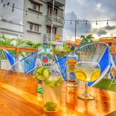7Sn-6 Hotel En Getsemani Con Desayuno Aire Acondicionado Y Wifi-3