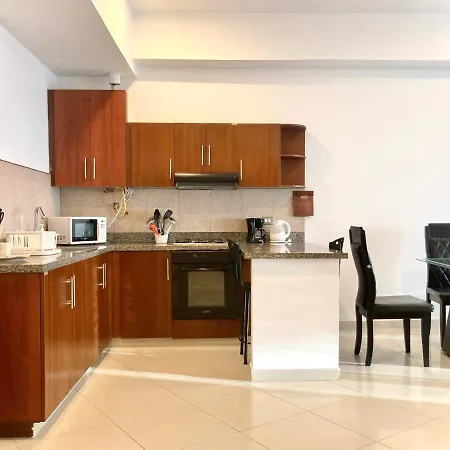 Charming 2Br Apartment With Terrace In El Laguito-2