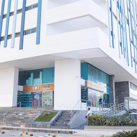 Edificio Palmetto Beach Apto 1702-3