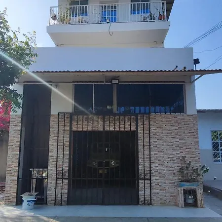 Hostal Huilense-3