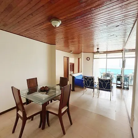 Beachfront Bocagrande Sea View Apt 2 Bedrooms-3