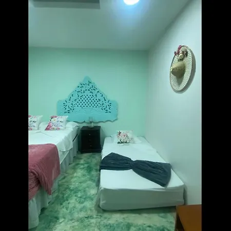 4Cr-1M 4 Bedroom House In Getsemani With Air Conditioning And Wifi-2