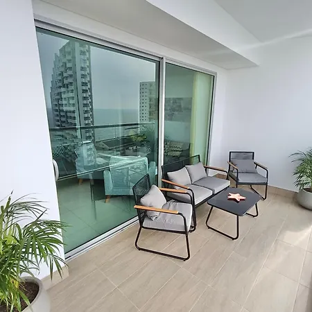 New Apartments With Great Sunsets Near Historic Center And Beach-3