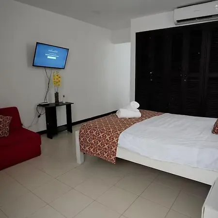 Apartment In Cartagena Near The Sea With Air Conditioning And Wifi-2