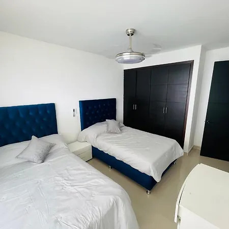 Front Beach Apartment Close To The Cartagena Letters-3