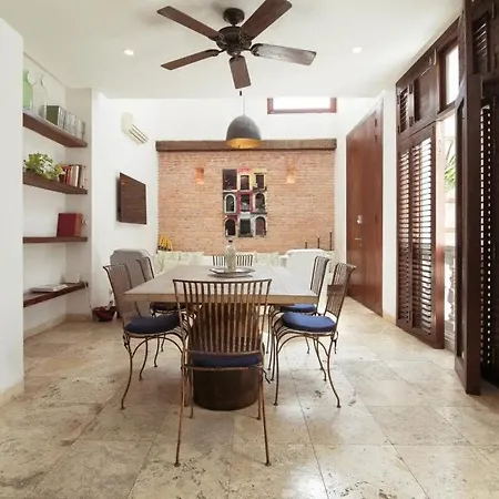 Sophisticated 3Br House With Pool And Ac In Ciudad Amurallada-3