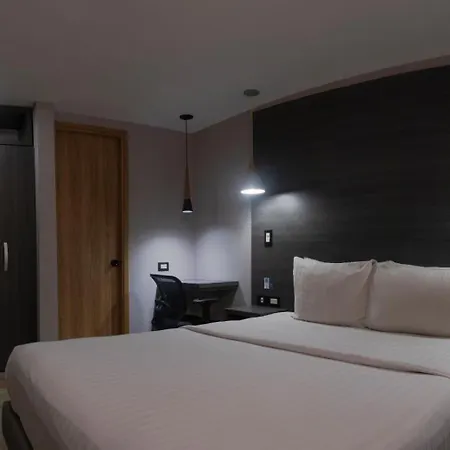The Blue Hotel-3