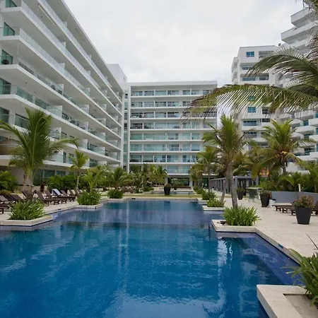 Apartamento Confort Frente A La Playa En Cartagena!-2