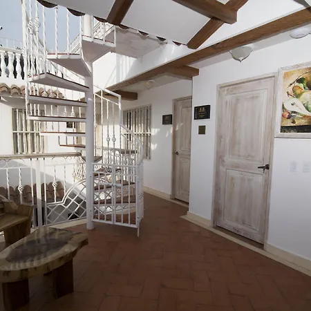 Life Is Good Cartagena Hostel-2