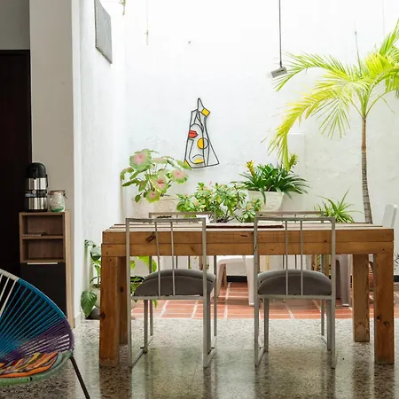 Mango Biche - House-3