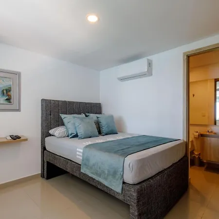 Apartamentos Cartagena Marbella Suite-3