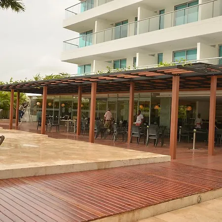 Moderno 3 Alcobas Frente a Playa-2